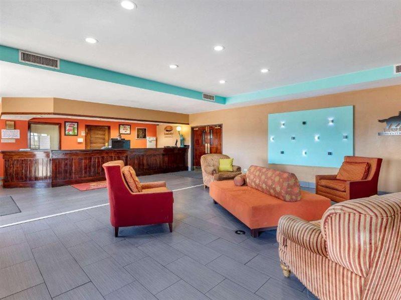 Econo Lodge Wichita Falls Downtown Bagian luar foto