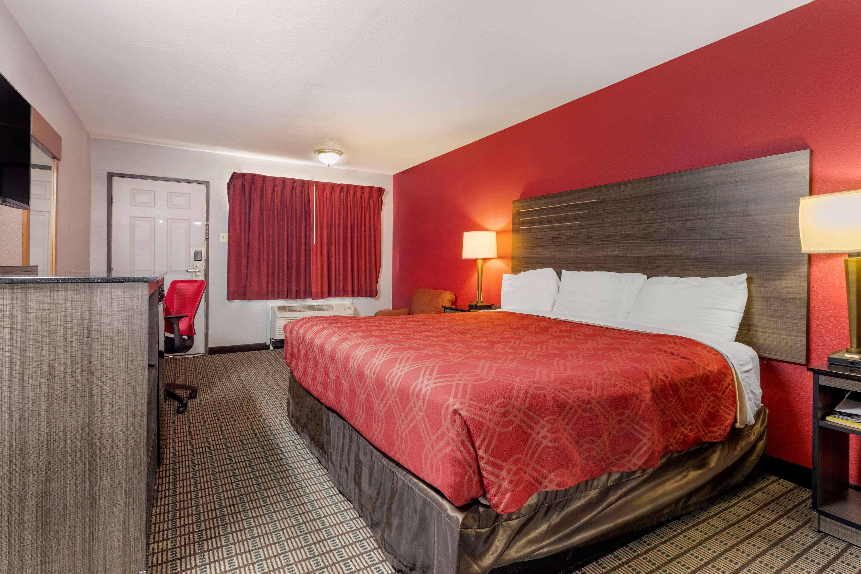 Econo Lodge Wichita Falls Downtown Bagian luar foto