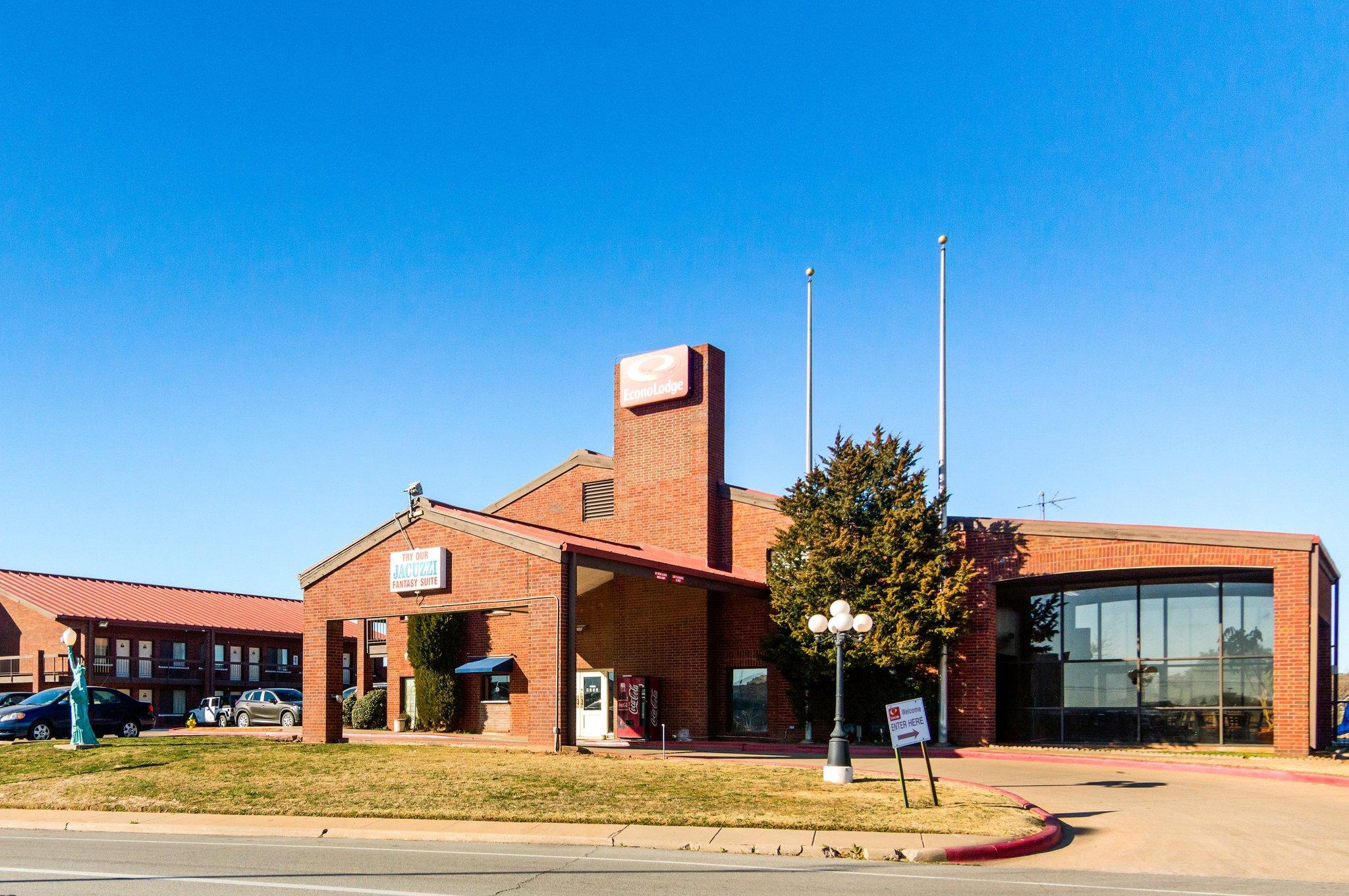 Econo Lodge Wichita Falls Downtown Bagian luar foto