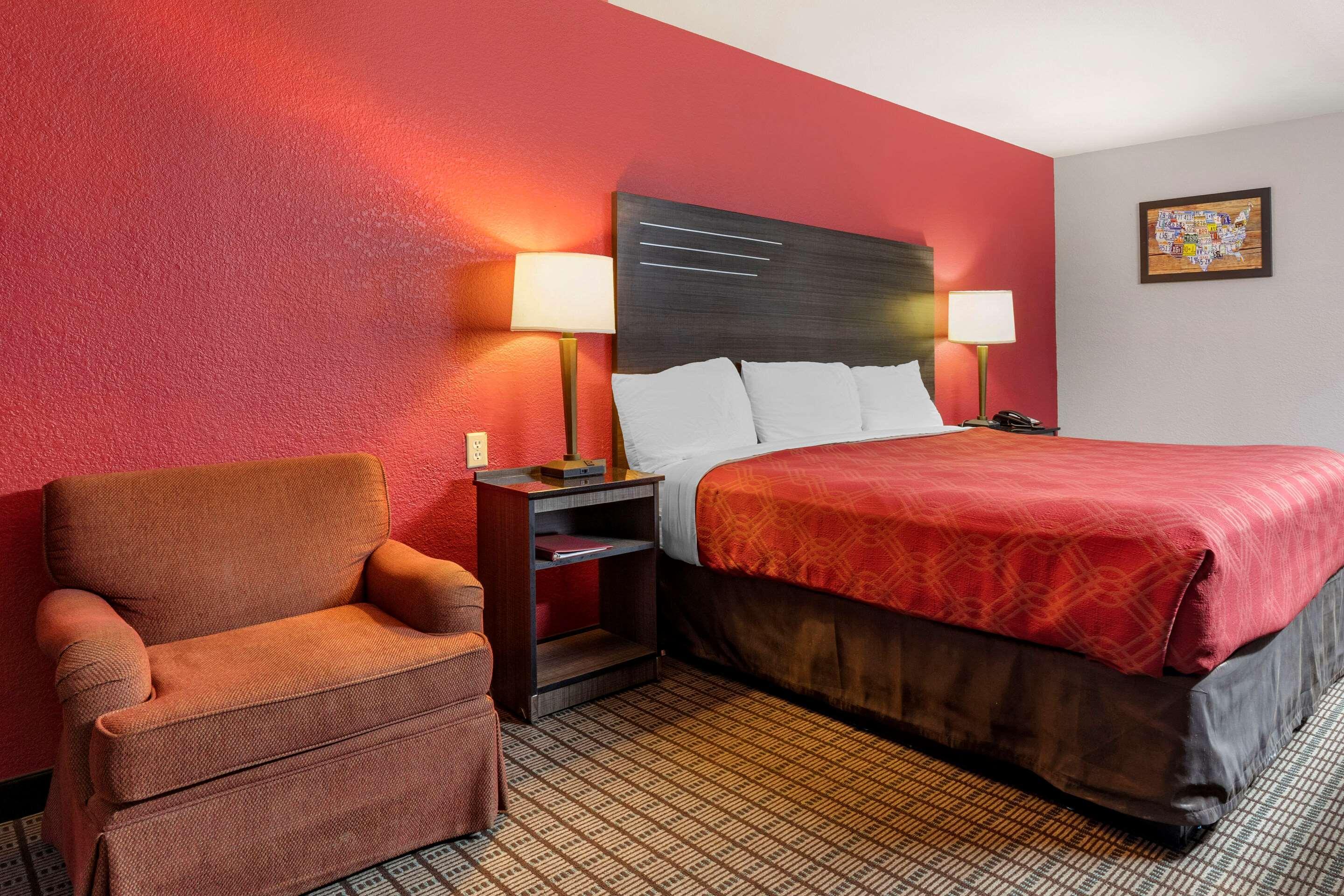 Econo Lodge Wichita Falls Downtown Bagian luar foto