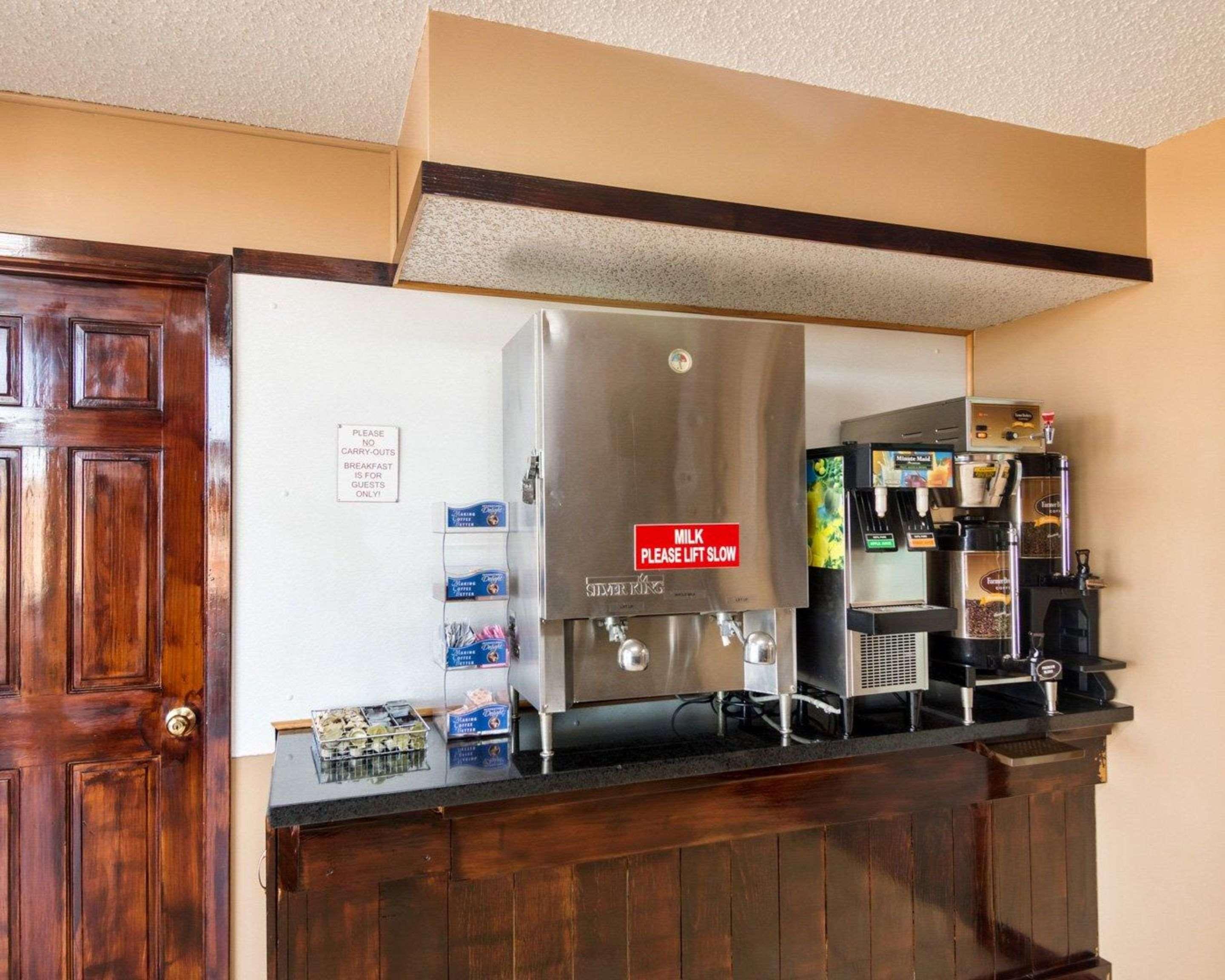 Econo Lodge Wichita Falls Downtown Bagian luar foto